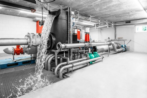 Hydrauliklabor und Kalibrieranlage für Durchflussmessungen und Expertisen